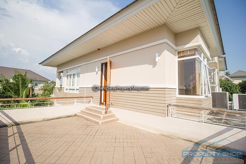 Beach Front Village Luxury house for sale near Bang Saray บ้าน  สำหรับขาย