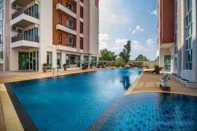 Le Beach Condo, คอนโดในบางเสร่, นาจอมเทียน