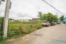 ขายที่ดินฝั่งทะเลบางเสร่ ห่างหาด 300 เมตร - ที่ดินสำหรับขายในบางเสร่, นาจอมเทียน
