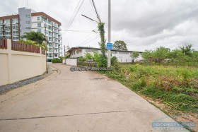 ขายที่ดินฝั่งทะเลบางเสร่ ห่างหาด 300 เมตร - ที่ดินสำหรับขายในบางเสร่, นาจอมเทียน