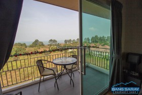 ขายคอนโดใกล้หาดเพียง 250 ม. ห้องมุม Sea View - 1 ห้องนอนคอนโดสำหรับขายในบางเสร่, นาจอมเทียน