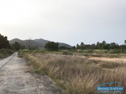 27 Rai Of Land For Sale In Bang Saray, Beach Side - ที่ดินสำหรับขายในบางเสร่, นาจอมเทียน