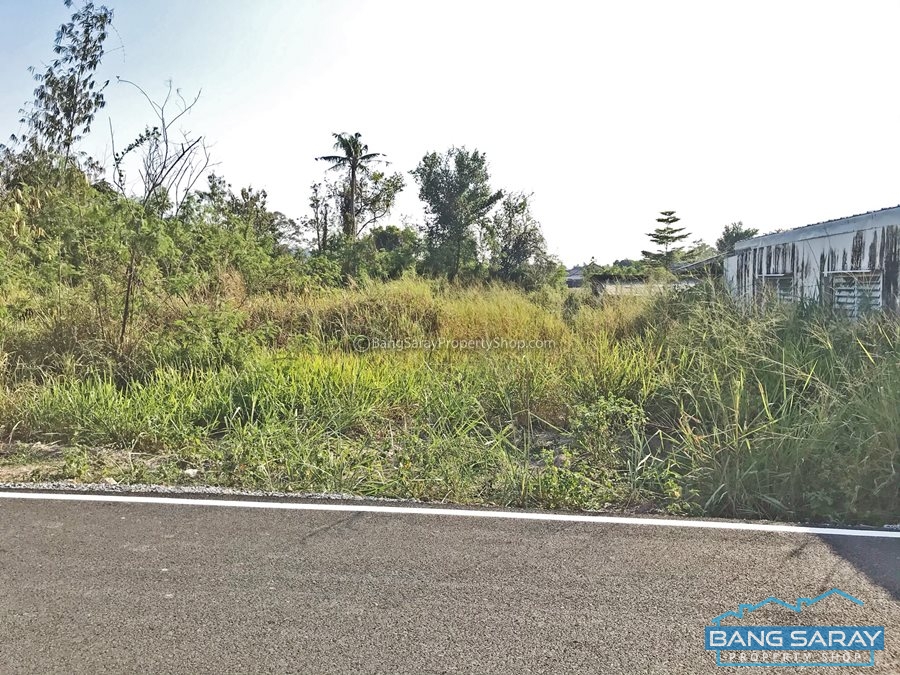 Land for Sale in Eastside of Bang Saray ที่ดิน  สำหรับขาย