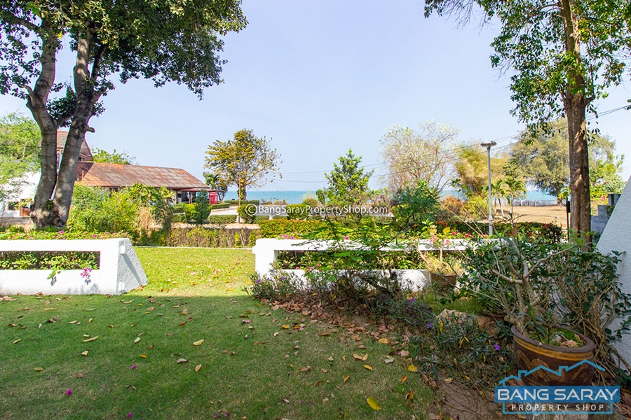 Beachfront condo with private garden for Sale คอนโด  สำหรับขาย