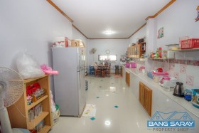 ขายบ้านเดี่ยว ซอยสยาม พร้อม ธุรกิจบ้านเช่า 390 ตรว. ห่างตลาดไร่วนาสิน 1 กม. - 3 ห้องนอนบ้านสำหรับขายในพัทยาตะวันออก, เมืองพัทยา