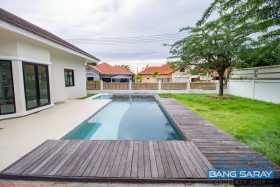 ขายบ้าน Pool Villa หลังมุมเนื้อที่เยอะ ใกล้ทะเลบางเสร่ - 3 ห้องนอนบ้านสำหรับขายในบางเสร่, นาจอมเทียน