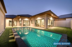 ขายบ้านใหม่ Pool Villa สไตล์รีสอร์ท พร้อมเฟอร์นิเจอร์ - 3 ห้องนอนบ้านสำหรับขายในห้วยใหญ่, นาจอมเทียน