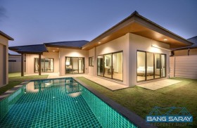 ขายบ้านใหม่ Pool Villa สไตล์รีสอร์ท พร้อมเฟอร์นิเจอร์ - 3 ห้องนอนบ้านสำหรับขายในห้วยใหญ่, นาจอมเทียน
