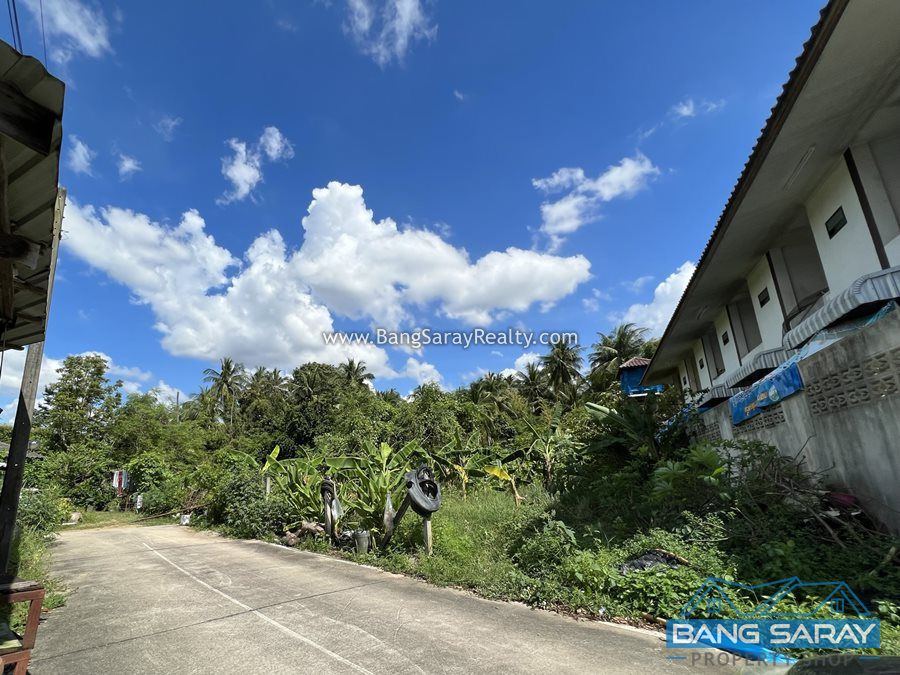 1 Rai of Land for Sale in Nong Pla Lai 100 m. to 36Rd. ที่ดิน  สำหรับขาย