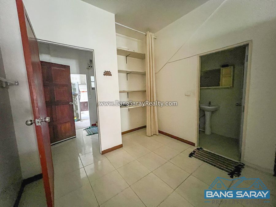 Corner unit Shophouse for Sale in Bang Saray Beachside อาคารพาณิชย์  สำหรับขาย