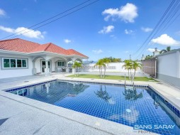 ขาย Pool Villa สร้างใหม่ ใกล้แหล่งท่องเที่ยว #ทำรายวันได้ - 3 ห้องนอนบ้านสำหรับขายในบางเสร่, นาจอมเทียน