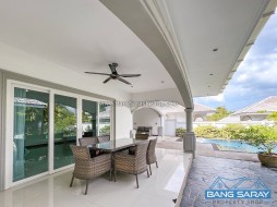 ขาย Pool Villa คุณภาพยูโรปผนัง 2 ชั้น ใกล้แหล่งท่องเที่ยว - 2 ห้องนอนบ้านสำหรับขายในบางเสร่, นาจอมเทียน