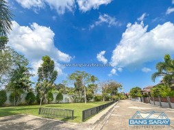 ขายบ้าน Pool Villa ฝั่งทะเลบางเสร่ พร้อมเฟอร์บิ้วอินส์ - 3 ห้องนอนบ้านสำหรับขายในบางเสร่, นาจอมเทียน