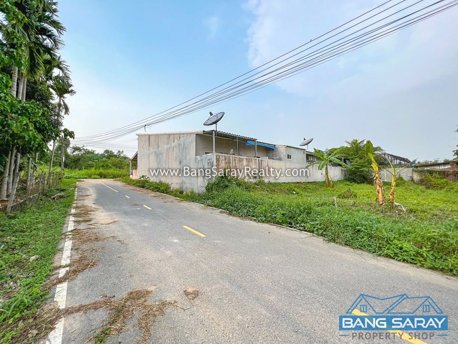 Land for Sale in Bang Saray Eastside (Soi Koonsuk Village) ที่ดิน  สำหรับขาย