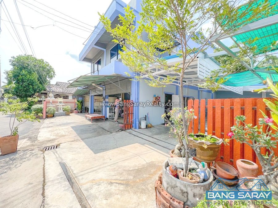 Beach side house for sale (shophouse style). บ้าน  สำหรับขาย