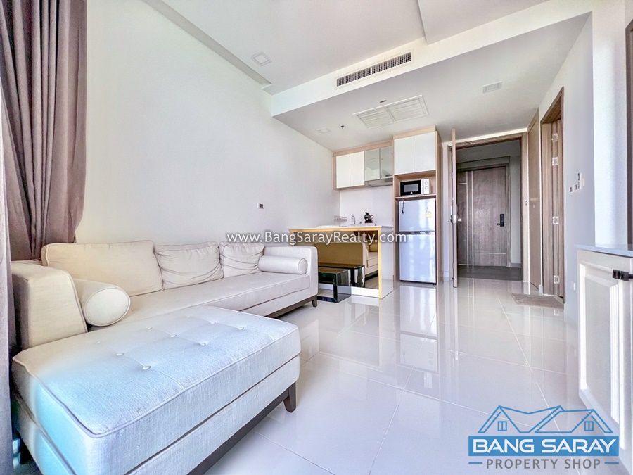 Beachfront Bang Saray Condo with Sea Views for Sale. คอนโด  สำหรับขาย