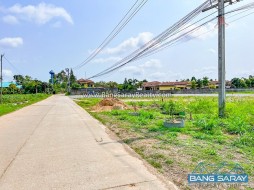 ขายที่ดิน 6 ไร่ ใกล้ทะเลบางเสร่เพียง 3 กม. ราคาดีมาก - ที่ดินสำหรับขายในบางเสร่, นาจอมเทียน