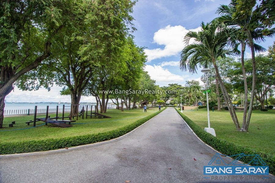 Beachfront Condo for Sale in Bang Saray คอนโด  สำหรับขาย