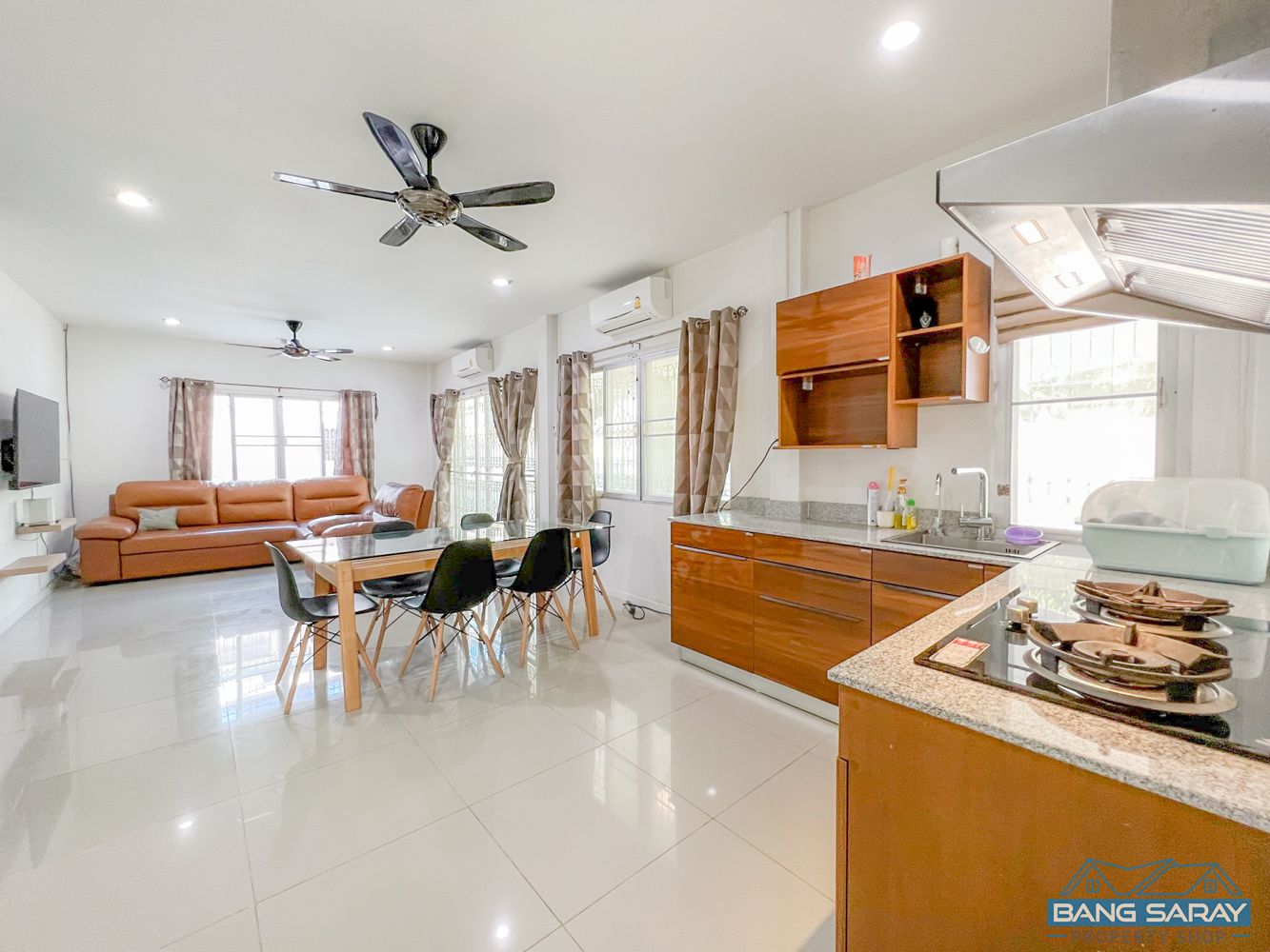 House for Rent in Bang Saray Beachside บ้าน  สำหรับเช่า