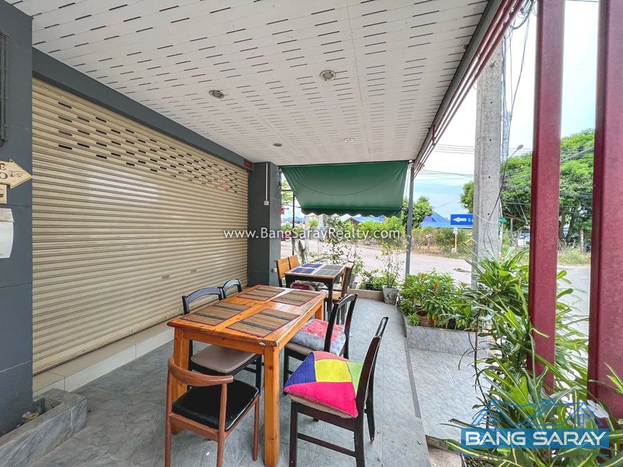 Corner unit Shophouse for Sale in Bang Saray Beachside อาคารพาณิชย์  สำหรับขาย