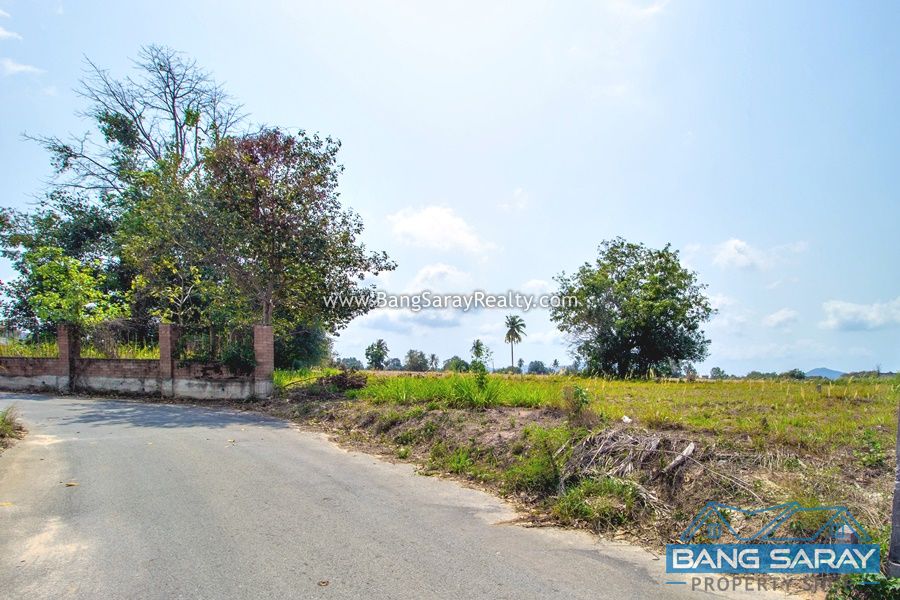 Land for Sale in Bang Saray Only 4 km. to the Beach. ที่ดิน  สำหรับขาย