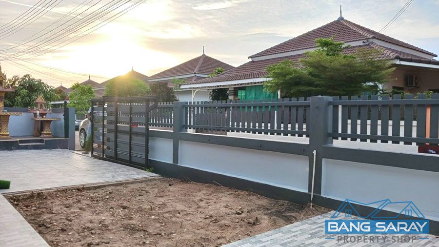 Single house for Sale in Bang Saray Soi BoonThavorn บ้าน  สำหรับขาย