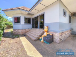บ้านเดี่ยวหลังมุม เนื้อที่เยอะ ใกล้อ่างเก็บน้ำห้วยตู้ - 3 ห้องนอนบ้านสำหรับขายในบางเสร่, นาจอมเทียน