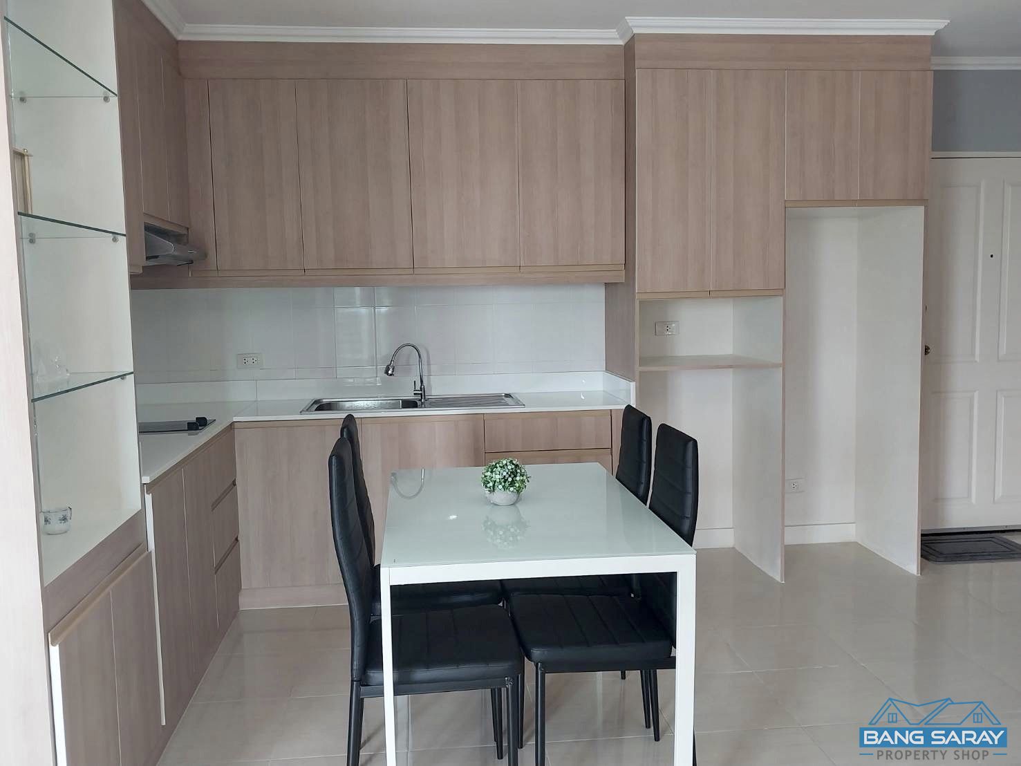 Beachside Bang Saray Corner Condo for Sale คอนโด  สำหรับขาย