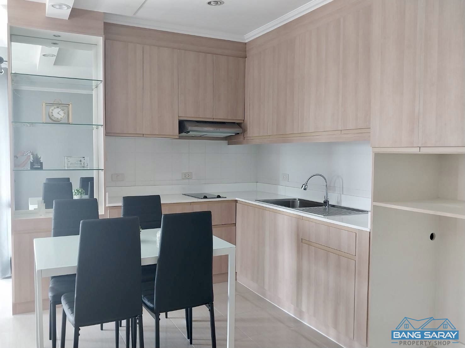 Beachside Bang Saray Corner Condo for Sale คอนโด  สำหรับขาย