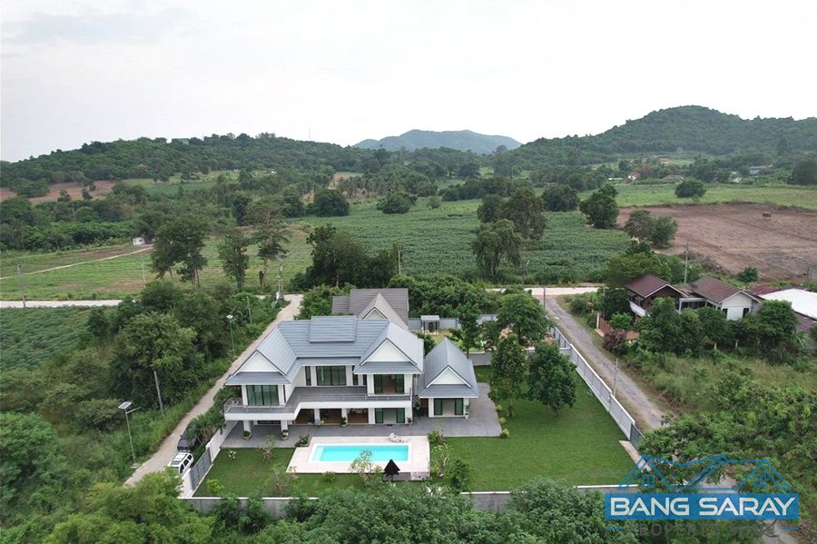 Two Story Pool Villa for Sale in Bang Saray บ้าน  สำหรับขาย