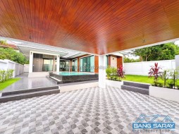 Pool Villa สร้างใหม่ ใกล้แหล่งท่องเที่ยว - 3 ห้องนอนบ้านสำหรับขายในบางเสร่, นาจอมเทียน