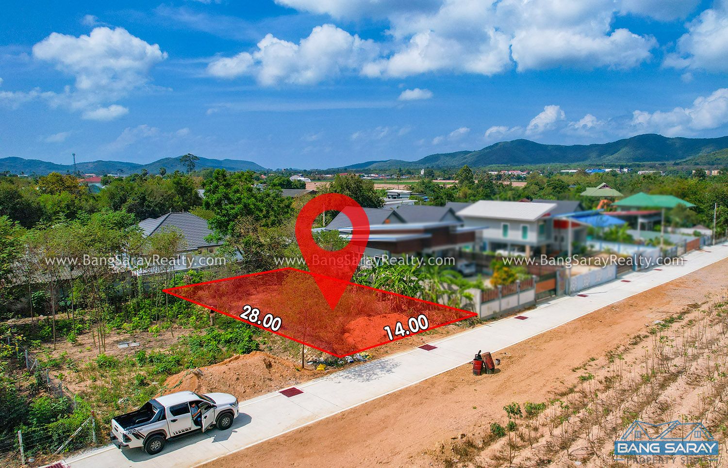 Plot of Land for Sale Near J junction / 332 Rd. ที่ดิน  สำหรับขาย