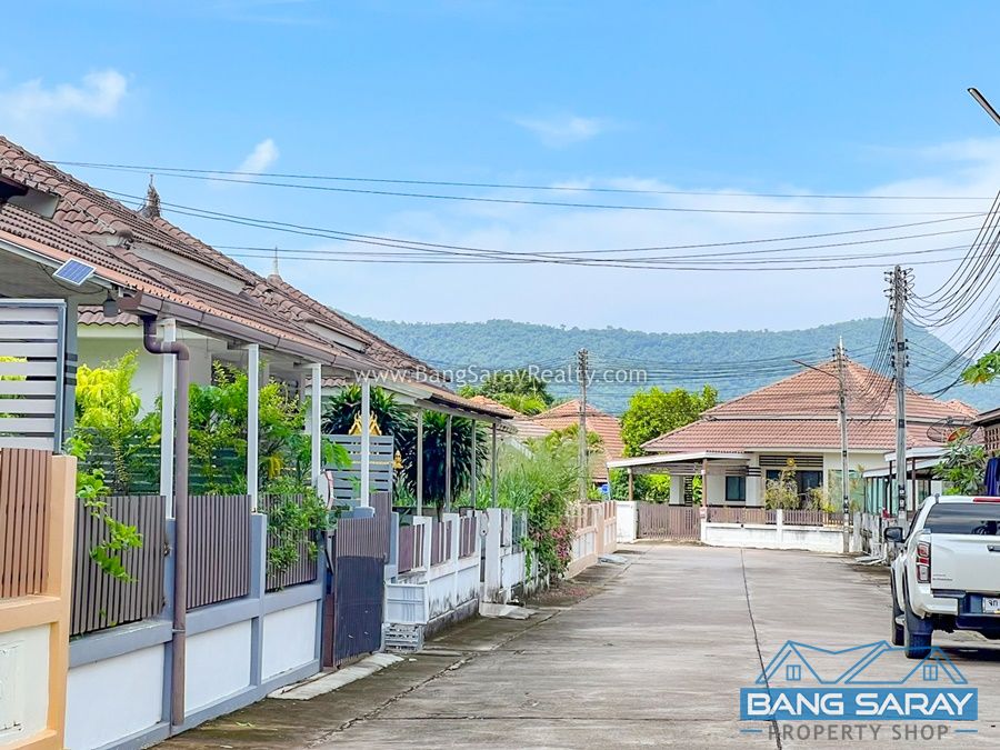 Single house for Sale in Bang Saray Soi BoonThavorn บ้าน  สำหรับขาย