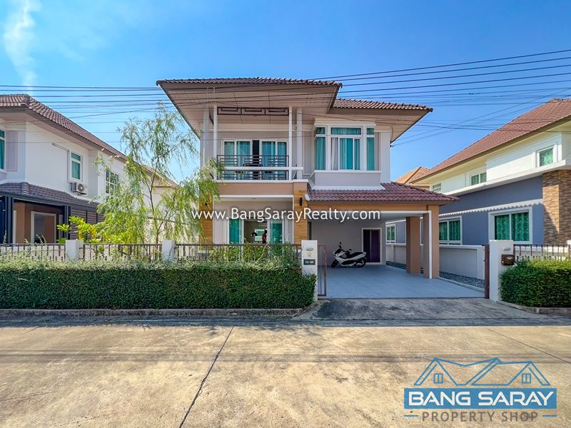 Spacious 2-Storey Detached House with Communal Pool บ้าน  สำหรับเช่า