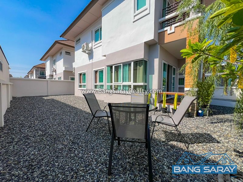 Spacious 2-Storey Detached House with Communal Pool บ้าน  สำหรับเช่า