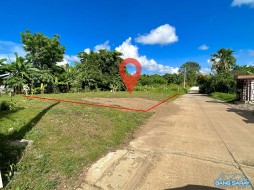ขายที่ดินฝั่งทะเล ทำเลใจกลางบางเสร่ ห่างหาด 900ม. - ที่ดินสำหรับขายในบางเสร่, นาจอมเทียน