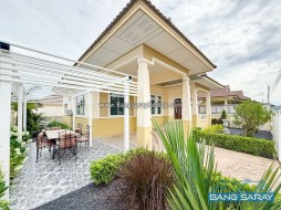 บ้านเดี่ยวรีโนเวทใหม่ ในโครงการ ทำเลบางเสร่ - 332 - 3 ห้องนอนบ้านสำหรับขายในบางเสร่, นาจอมเทียน