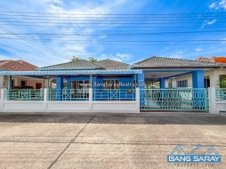 ให้เช่าบ้านเดี่ยว ฝั่งทะเลบางเสร่  - 2 ห้องนอนบ้านสำหรับเช่าในบางเสร่, นาจอมเทียน