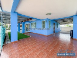 ให้เช่าบ้านเดี่ยว ฝั่งทะเลบางเสร่  - 2 ห้องนอนบ้านสำหรับเช่าในบางเสร่, นาจอมเทียน