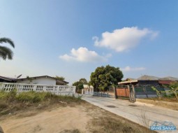 ขายที่ดินบางเสร่ ฝั่งทะเล ทำเลดีมาก - ที่ดินสำหรับขายในบางเสร่, นาจอมเทียน