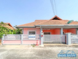 Semi-Detached House For Rent In Bang Saray - 2 ห้องนอนบ้านสำหรับเช่าในบางเสร่, นาจอมเทียน
