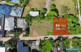 ขายที่ดินฝั่งทะเล ทำเลใจกลางบางเสร่ ห่างหาด 900ม. - ที่ดินสำหรับขายในบางเสร่, นาจอมเทียน
