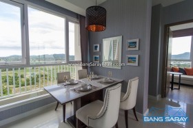 Del Mare Beachfront Condo ห้องมุมให้เช่า - 1 ห้องนอนคอนโดสำหรับเช่าในบางเสร่, นาจอมเทียน