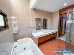 Pool Villa ให้เช่า บางเสร่ ห่างสุขุมวิท 1 กม. - 2 ห้องนอนบ้านสำหรับเช่าในบางเสร่, นาจอมเทียน