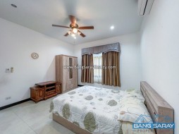 Pool Villa ให้เช่า บางเสร่ ห่างสุขุมวิท 1 กม. - 2 ห้องนอนบ้านสำหรับเช่าในบางเสร่, นาจอมเทียน