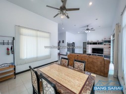 Pool Villa ให้เช่า บางเสร่ ห่างสุขุมวิท 1 กม. - 2 ห้องนอนบ้านสำหรับเช่าในบางเสร่, นาจอมเทียน