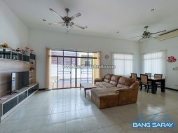 Pool Villa ให้เช่า บางเสร่ ห่างสุขุมวิท 1 กม. - 2 ห้องนอนบ้านสำหรับเช่าในบางเสร่, นาจอมเทียน