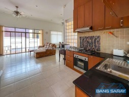 Pool Villa ให้เช่า บางเสร่ ห่างสุขุมวิท 1 กม. - 2 ห้องนอนบ้านสำหรับเช่าในบางเสร่, นาจอมเทียน