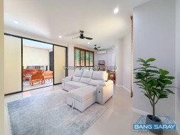 ขายพูลวิลล่าหลังมุม ฝั่งทะเลบางเสร่ ใกล้ชายหาด - 2 ห้องนอนบ้านสำหรับขายในบางเสร่, นาจอมเทียน