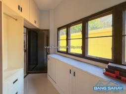 ขายพูลวิลล่าหลังมุม ฝั่งทะเลบางเสร่ ใกล้ชายหาด - 2 ห้องนอนบ้านสำหรับขายในบางเสร่, นาจอมเทียน